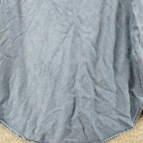 Lola River Women's Button Front Shirt Blue Small Chambray Long Sleeve Pocket - Picture 7 of 12